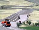 البته اين تخريبها و خاكبرداري ها براي احداث خط آهن ميانه به بستان آباد در حال رخ دادن در همان منطقه كوه بزگوش است!