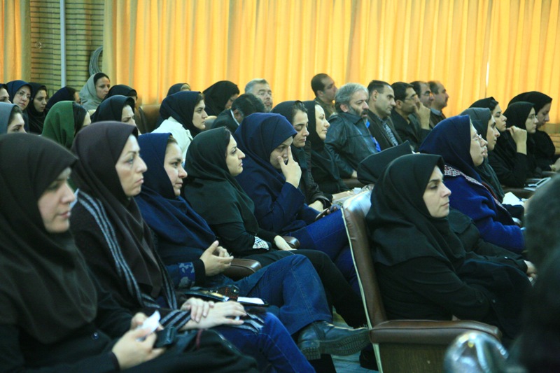 شرکت کنندگان در سخنرانی دکتر فاضلی