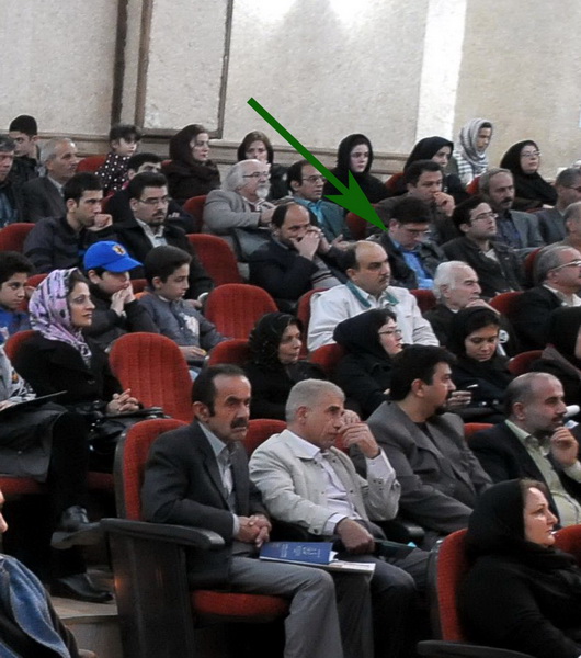 کوشان مهران با پیکان سبز در تالار ارشاد تنکابن مشخص شده ... خواب هم نیست! هست؟